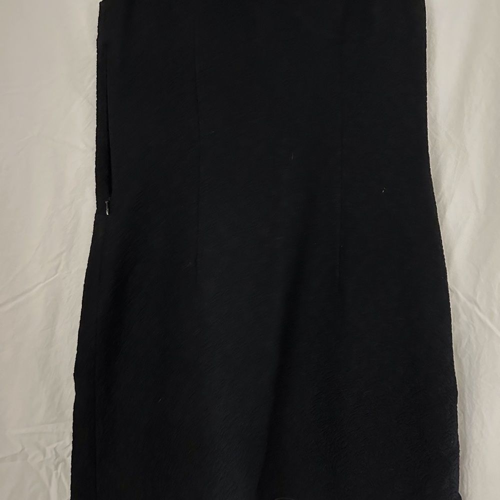 Dress - Picture 6 of 9